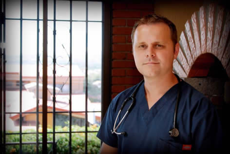 Dr. Alonso Mora